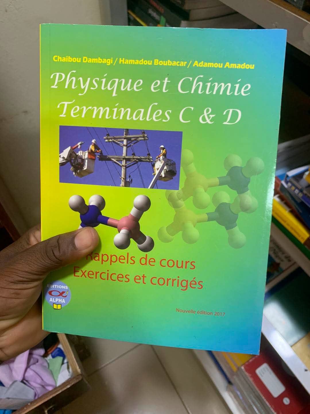 Fourniture scolaire disponible à la librairie
