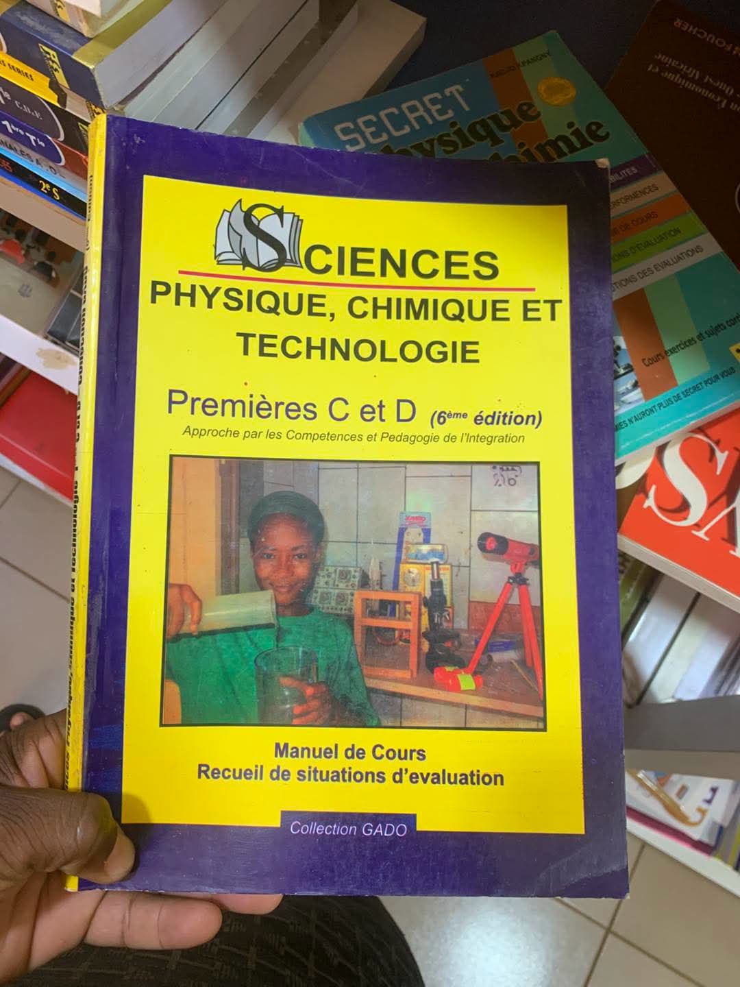Fourniture scolaire disponible à la librairie