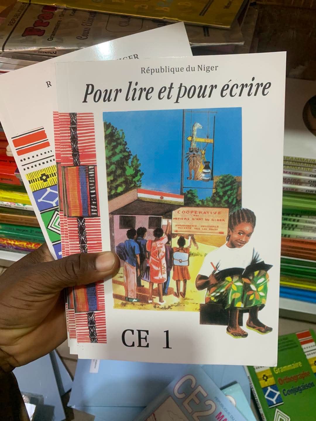 Fourniture scolaire disponible à la librairie