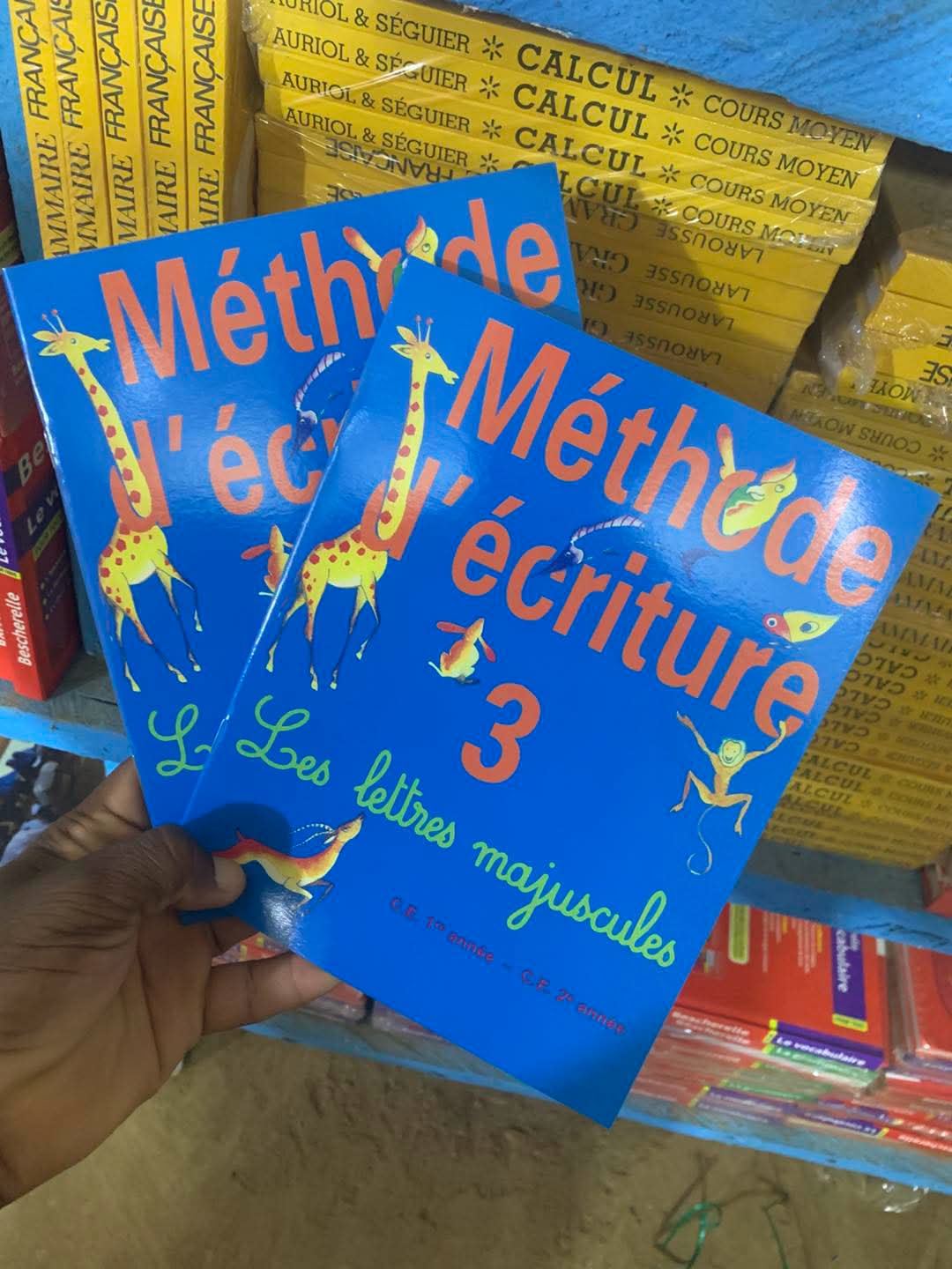 Fourniture scolaire disponible à la librairie