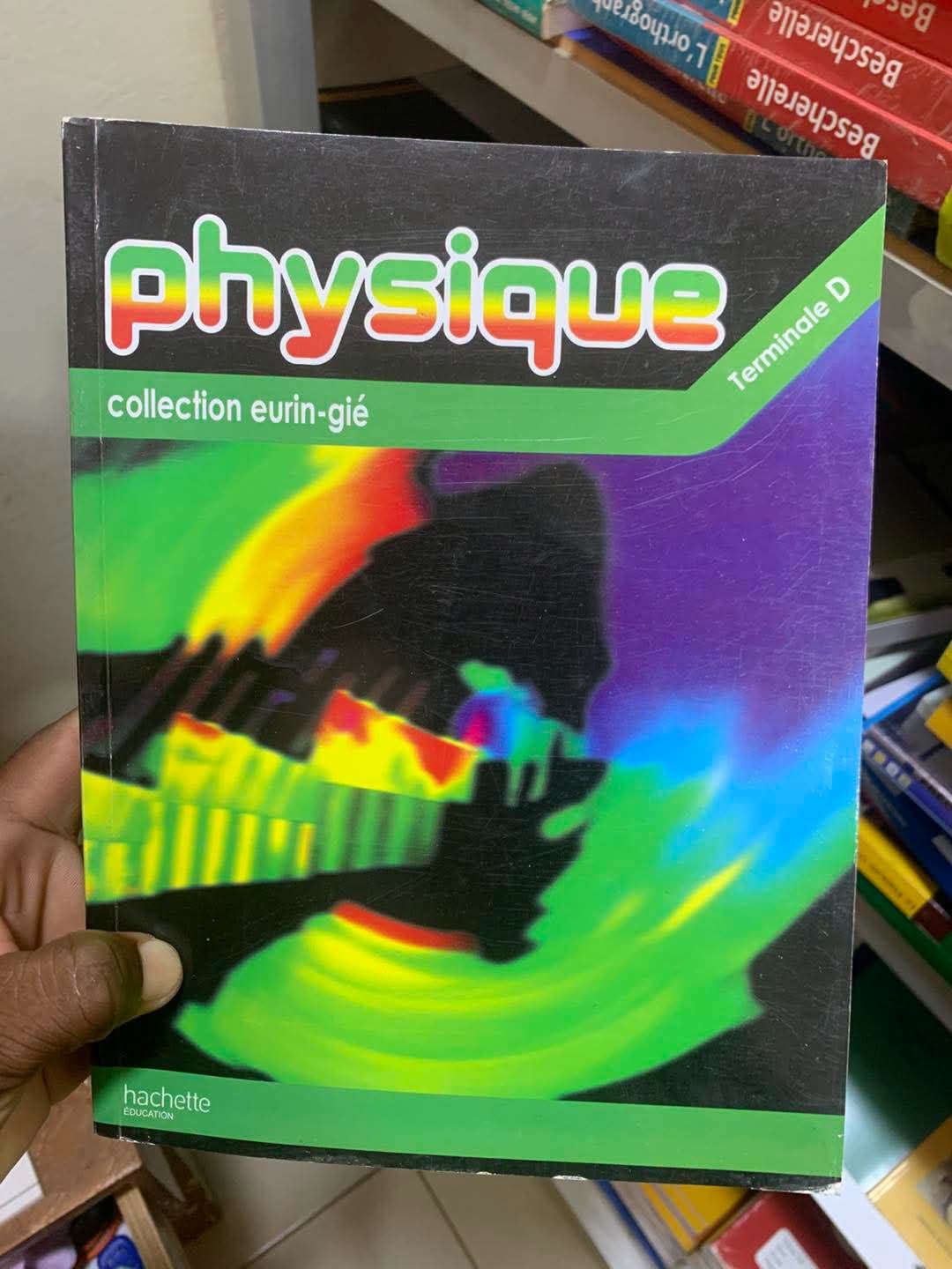 Fourniture scolaire disponible à la librairie