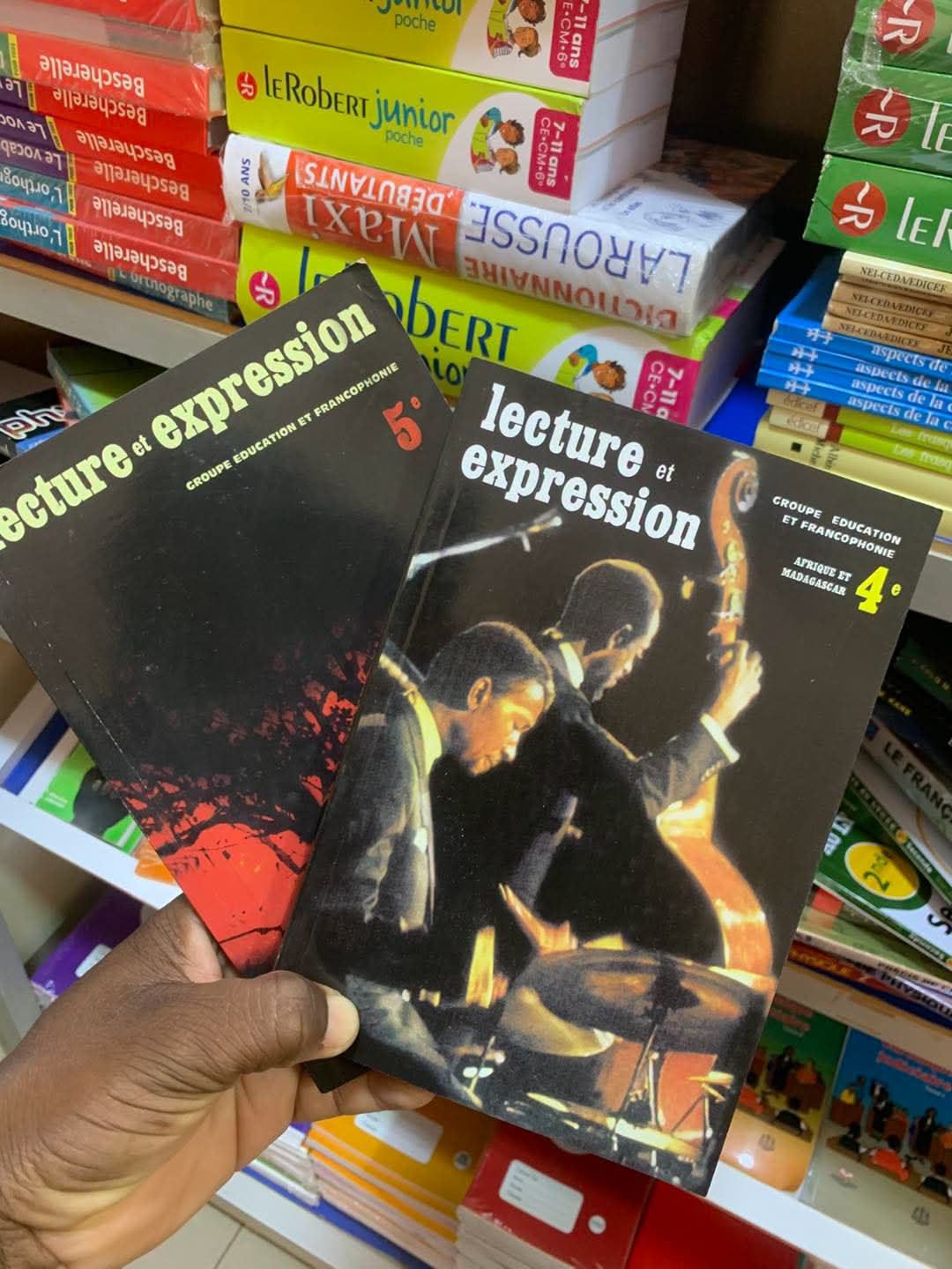 Fourniture scolaire disponible à la librairie