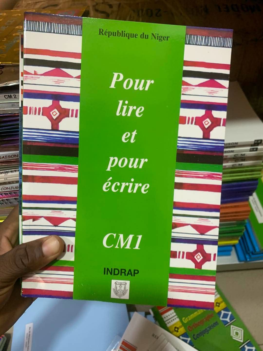 Fourniture scolaire disponible à la librairie