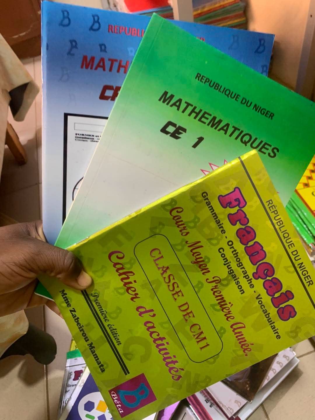 Fourniture scolaire disponible à la librairie