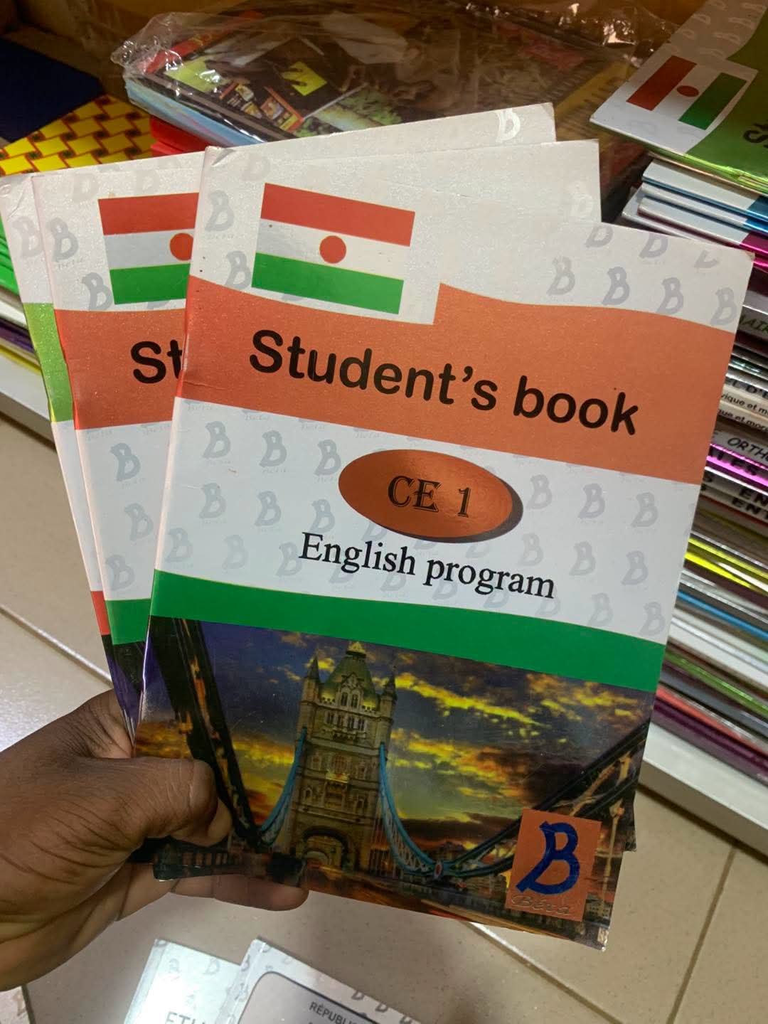 Fourniture scolaire disponible à la librairie