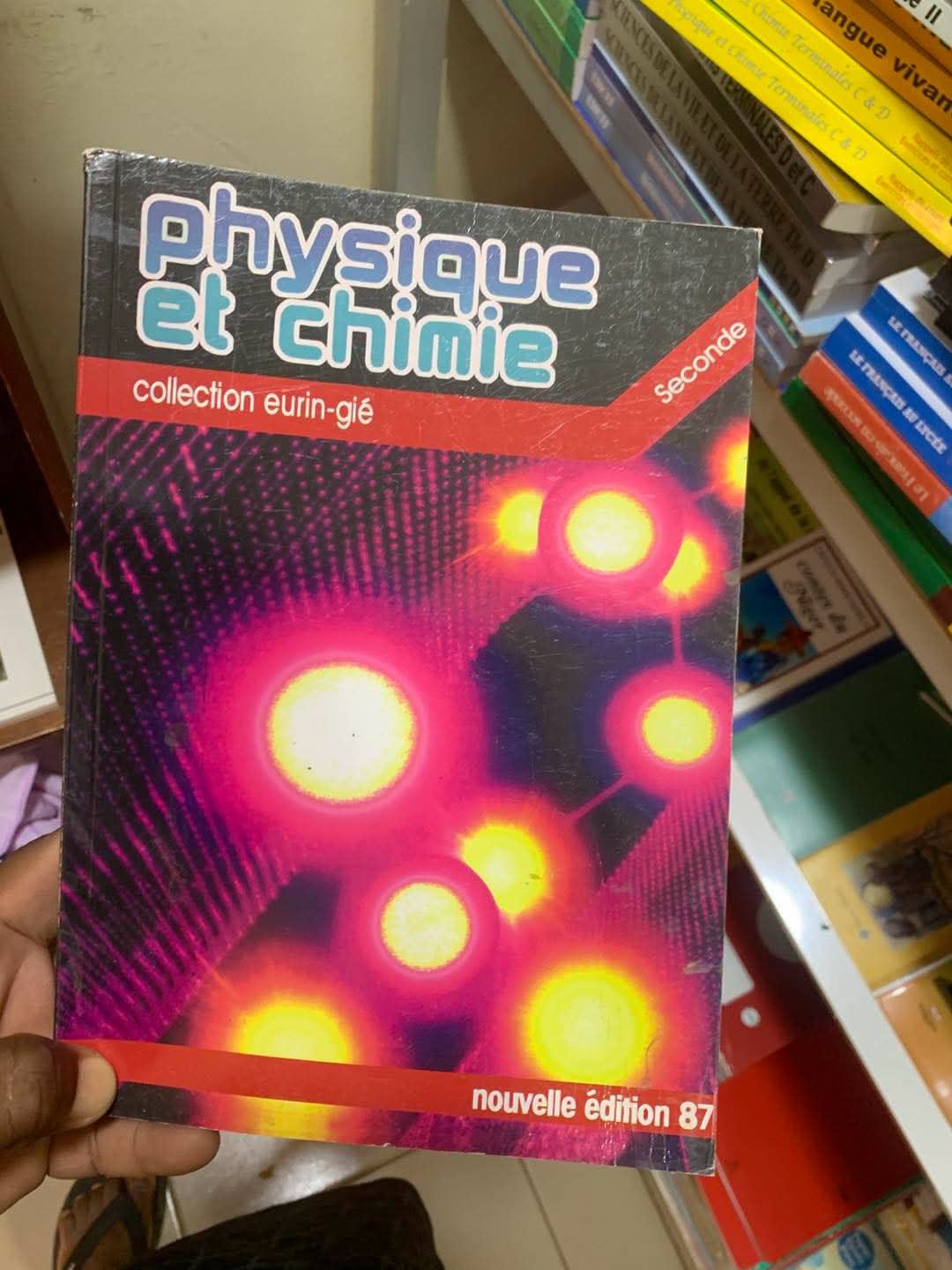 Fourniture scolaire disponible à la librairie