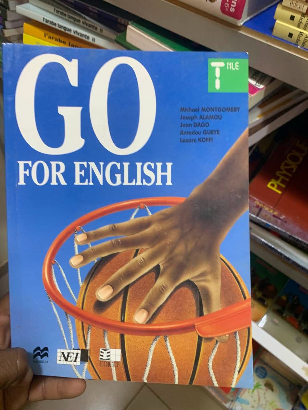 Fourniture scolaire disponible à la librairie