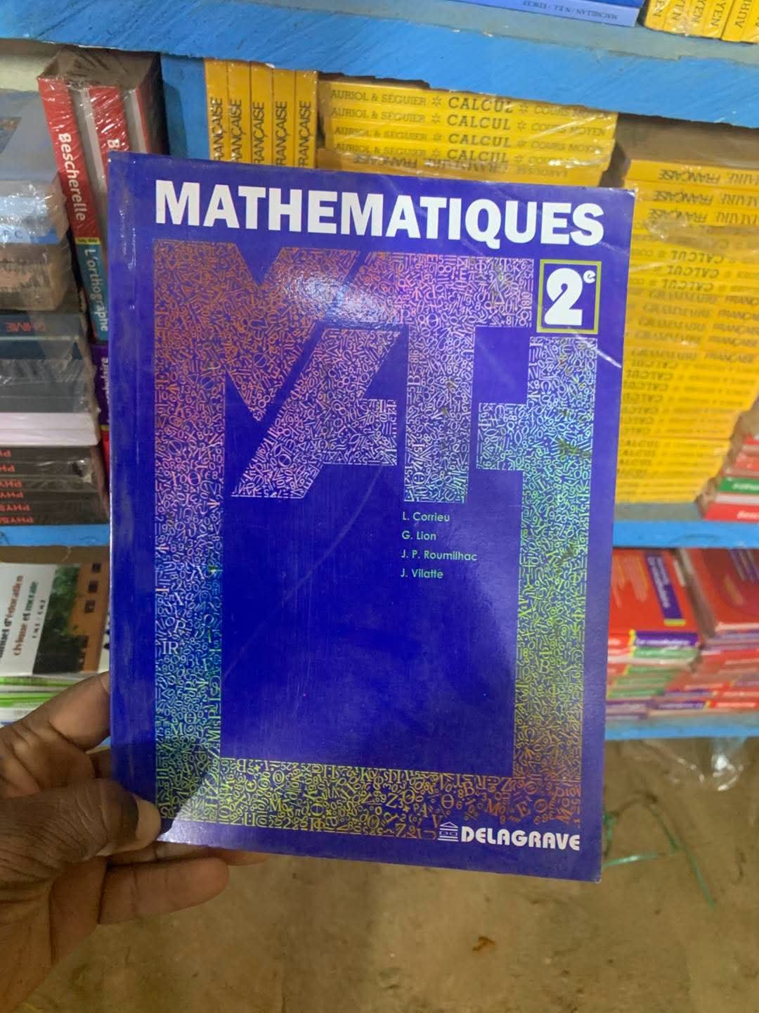 Fourniture scolaire disponible à la librairie