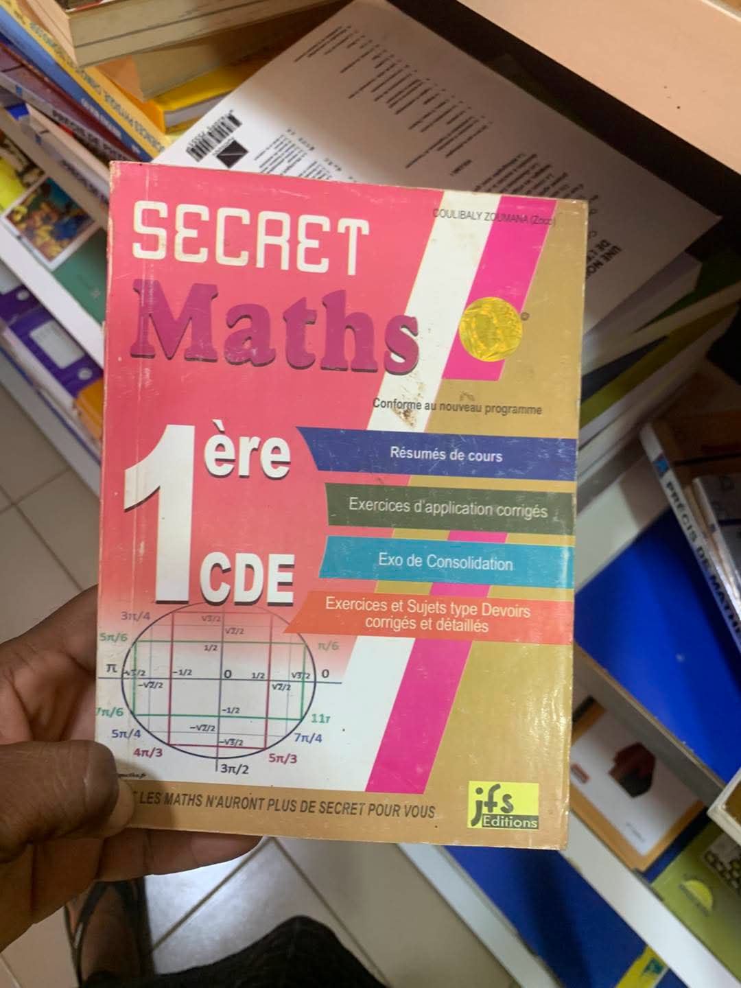 Fourniture scolaire disponible à la librairie