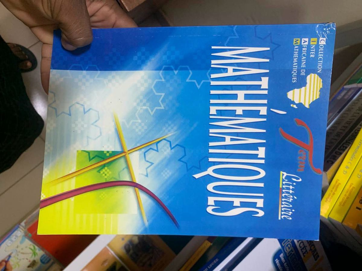 Fourniture scolaire disponible à la librairie