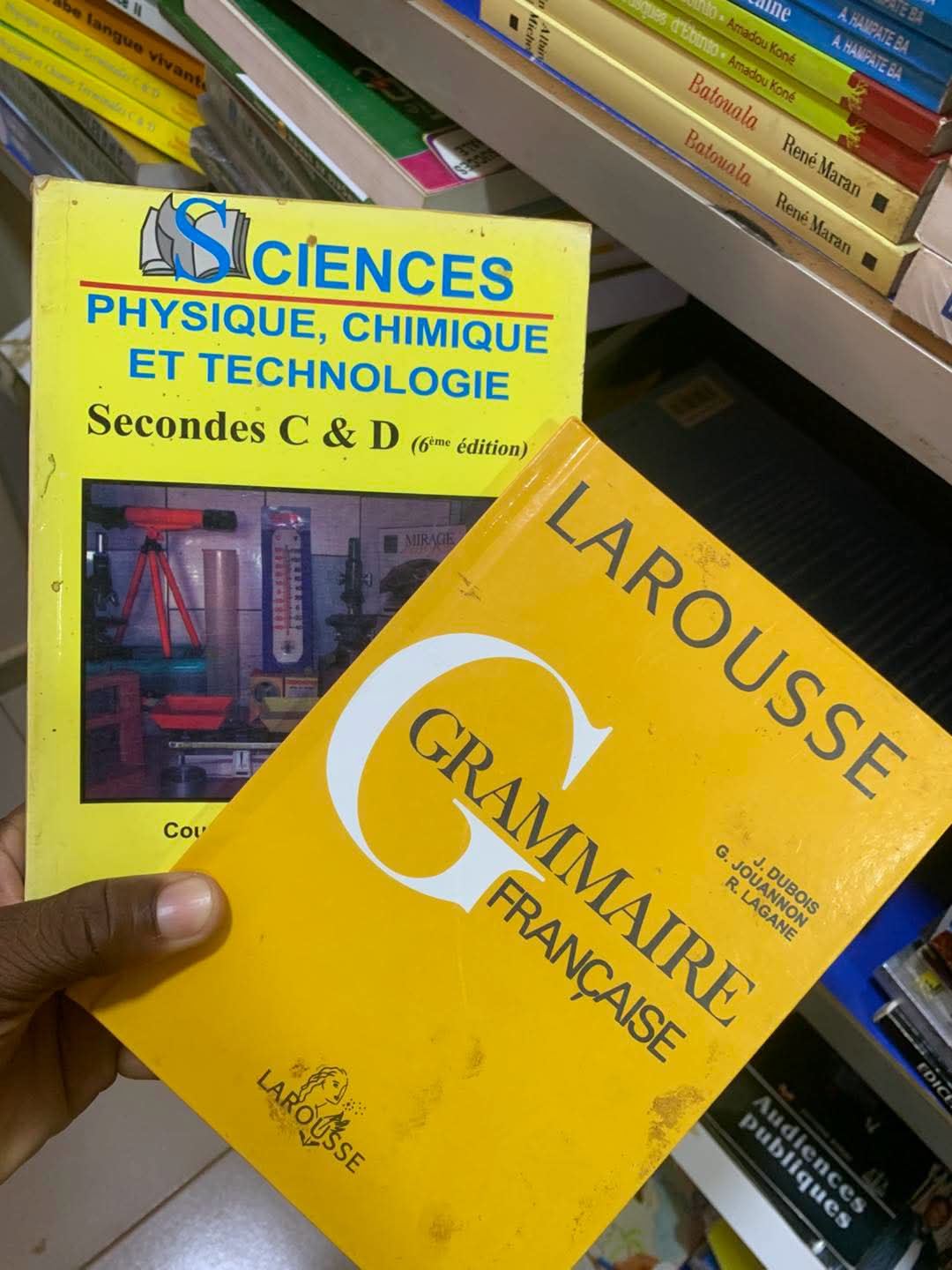 Fourniture scolaire disponible à la librairie